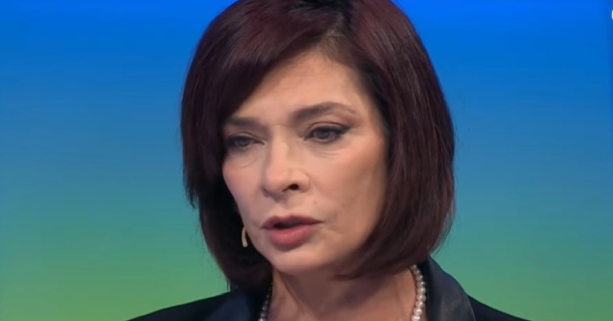 Humbi vëllain binjak  Ema Andrea shpërthen në lot  Jam dorëzuar  nuk di të vdes por do mësoj të 