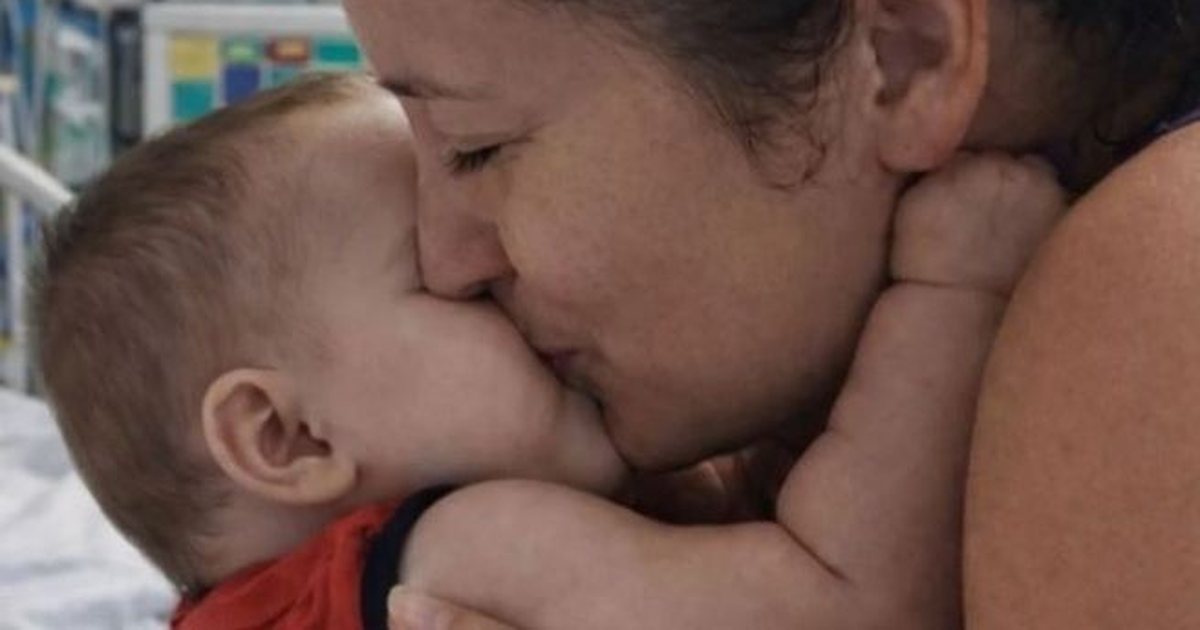 Historia e tij përloti botën  Pasi kreu transplantin e zemrës rezultoi se ajo ishte e dëmtuar  VDES 2 vjeçari   