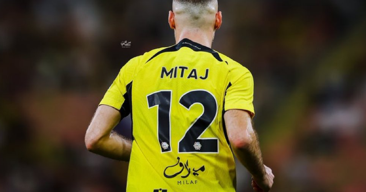 Mario Mitaj i bën  lëmsh  të gjithë  mbrojtësi i Kombëtares shfaqet papritur për ndeshjen më të rëndësishme