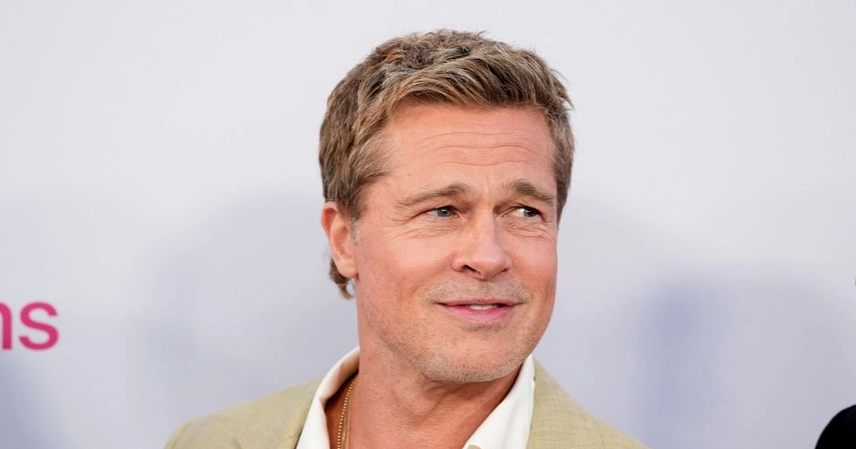 VIDEO Brad Pitt mbërrin në Hydra   Përgatitje të ethshme për  The Riders 