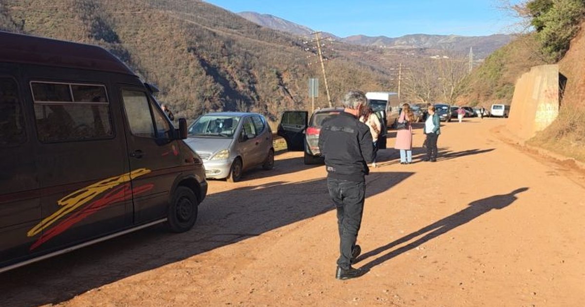 Rrugët e juglindjes të bllokuara  devijime në aksin Maliq Gramsh  alternativa të udhëtimit drejt kryeqytetit