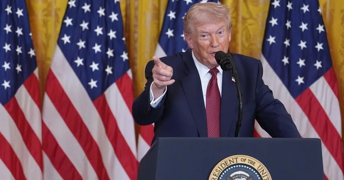 Trump  falënderon  Gjykatën Supreme për bllokimin e tarifave    Më keni dhënë kompetenca të reja