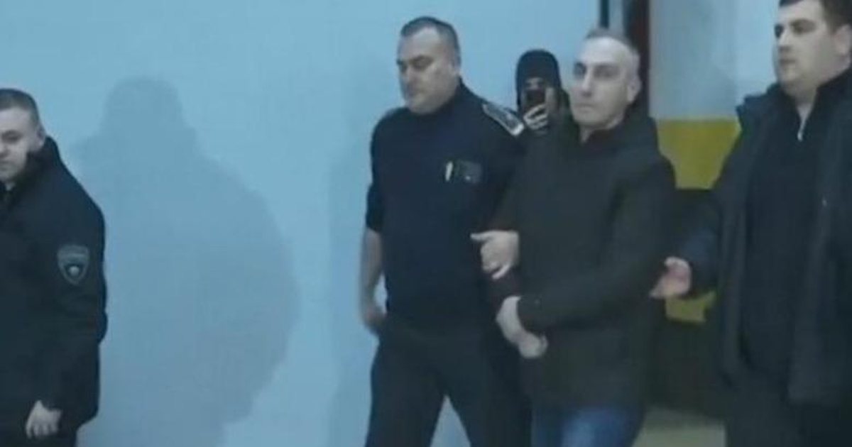 Ish zv kryeministri i Maqedonisë së Veriut Artan Grubi lihet në arrest shtëpie  Gjykata  Në burg rrezikohet