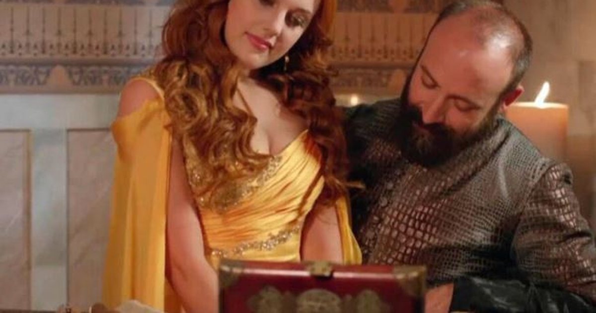  Janë idjote   Skandal në Moskë  deputeti ofendon vajzat ruse  Ato që zgjedhin të martohen me turq 