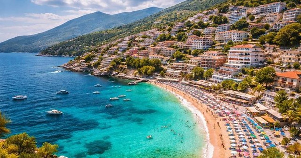 Rreziqet e mbindërtimeve dhe erozionit  Si po zhvillohet turizmi në Shqipëri në kurriz të mjedisit 