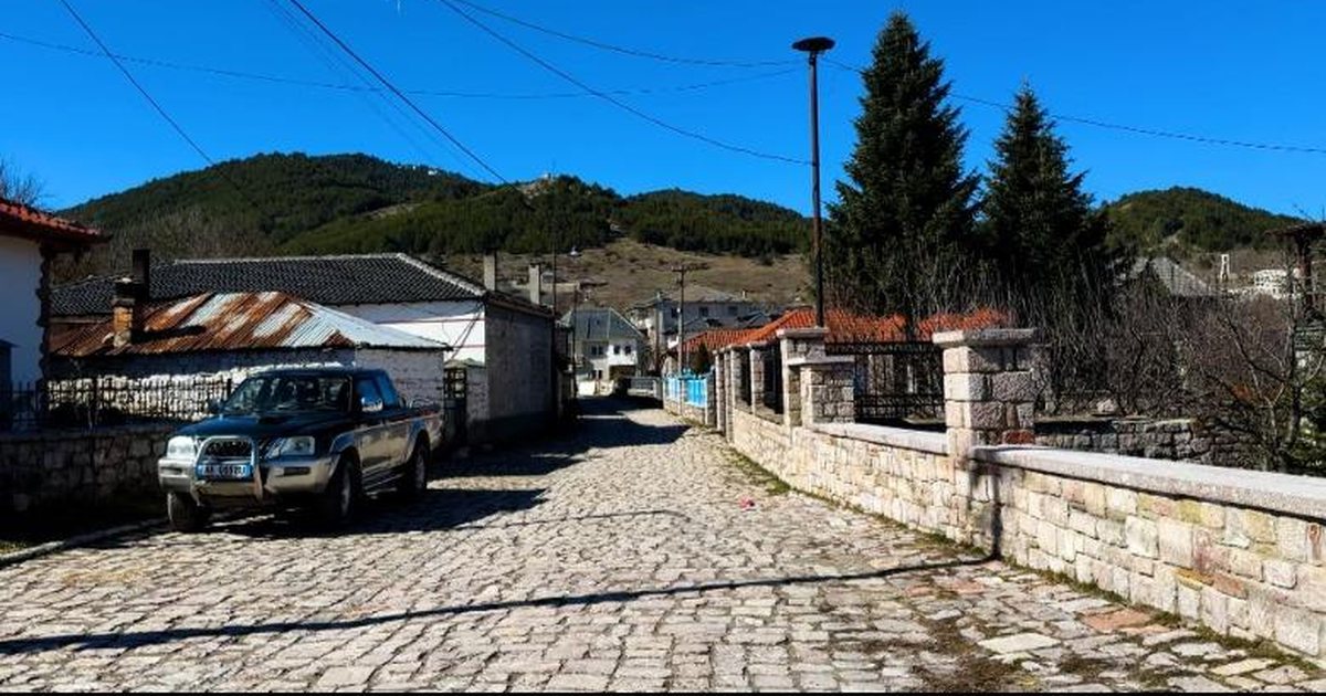 Bllokimi i rrugës zbraz Voskopojën  mbyllen bujtinat  Operatorët turistikë  Vizitorët shkojnë në Greqi e RMV