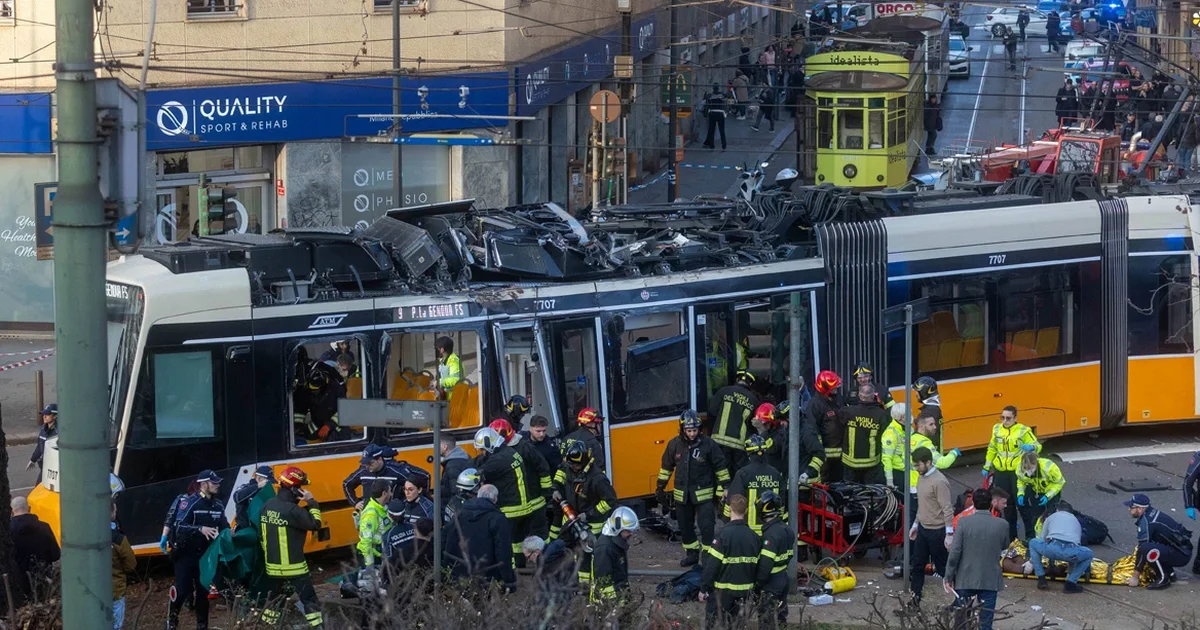 Dy viktima dhe 40 të plagosur  Si ndodhi aksidenti i tramvajit në Milano  shoferit i ra të fikët dhe   VIDEO 