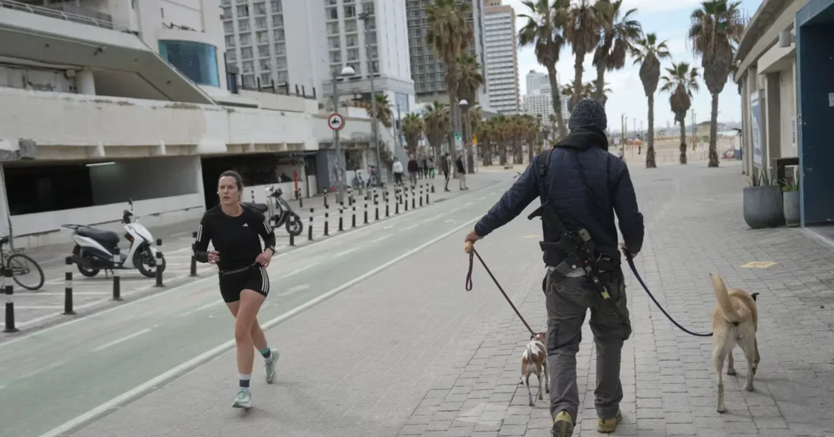 Kundërpërgjigjet Teherani  lëshon raketën e parë drejt Tel Avivit  nisin sirenat e luftës në kryeqytetin izraelit