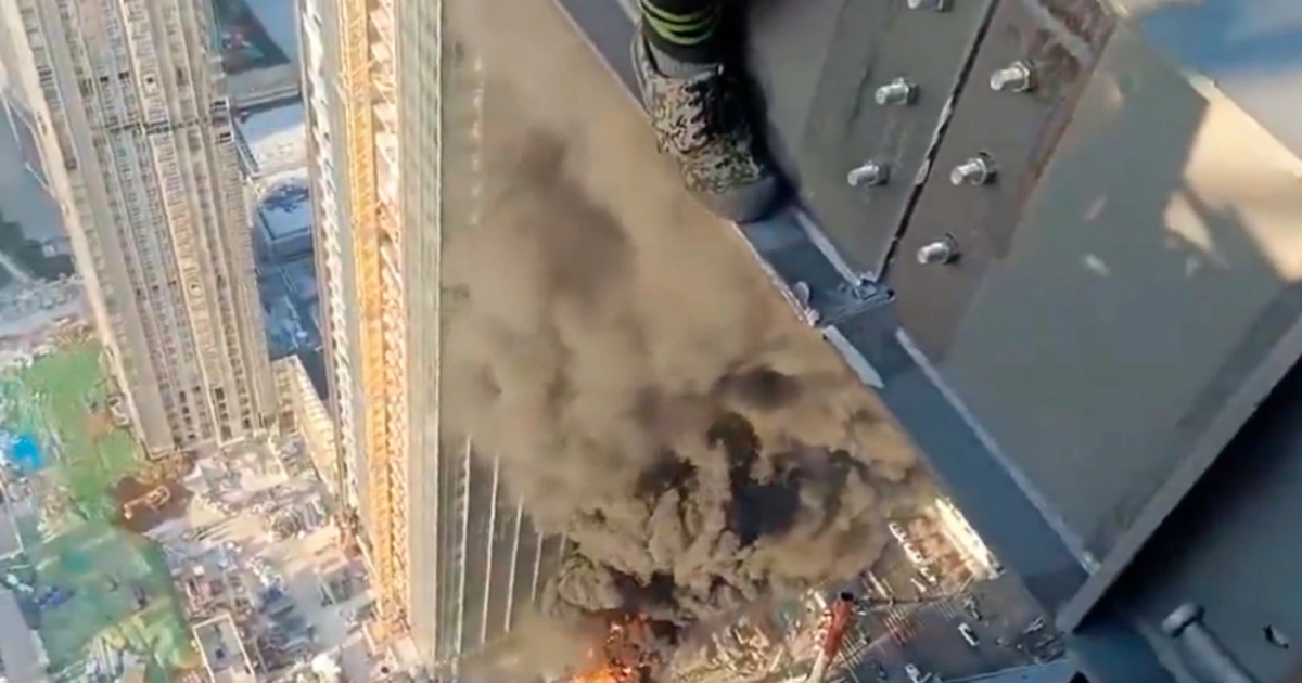 Punëtorët kinezë në Tel Aviv përjetojnë momente tmerri  shohin ndërtesën poshtë këmbëve të tyre të  zhduket  nga një raketë