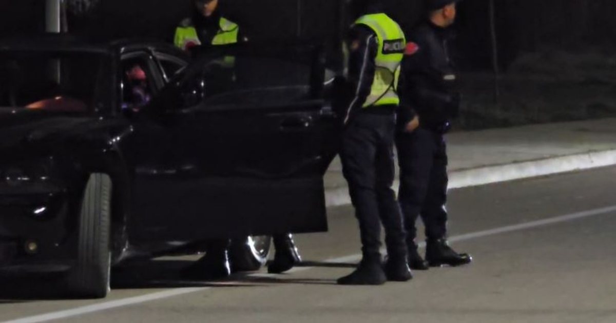 Çfarë po ndodh   FNSH blindon Vlorën  kontrolle në hyrjet dhe daljet e qytetit