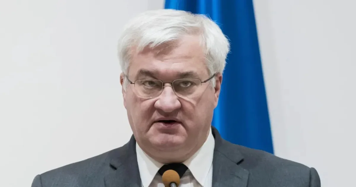 Ndalohet transporti me 80 mln dollarë në Hungari  Ukraina akuzon Budapestin për marrje peng të 7 bankierëve