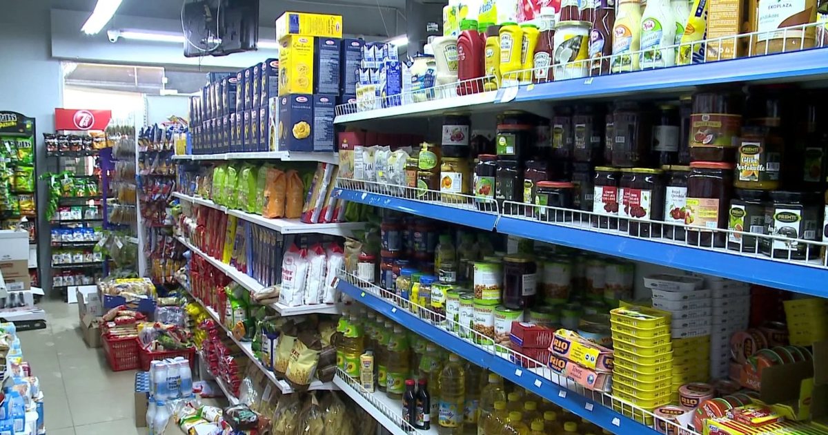 Kostot ulen  çmimet shtrenjtohen  Ekspertët  Importet s po shiten më lirë ndërsa prodhimi vendas ka më pak presion