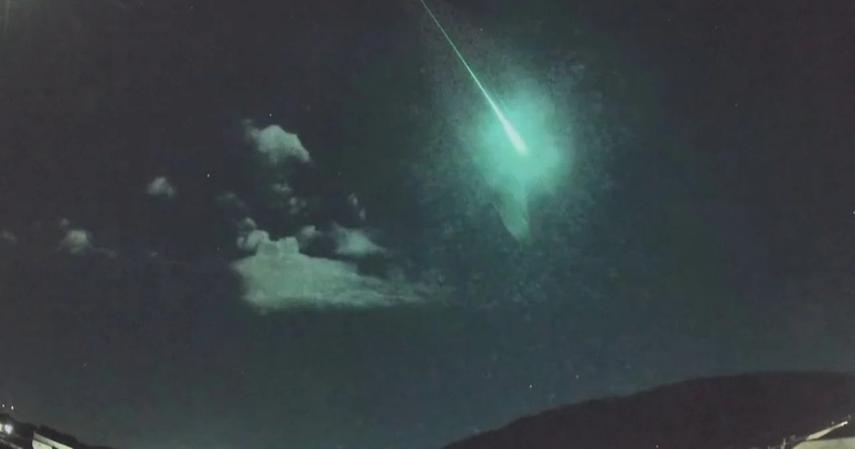 Bie meteori në Gjermani  Krijon panik te njerëzit  dalin të tmerruar nga shtëpitë