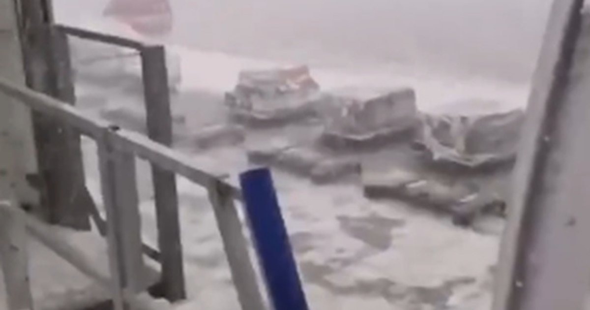 Roma  pushtohet  nga uji  Aeroporti Fiumicino përmbytet nga reshjet masive  VIDEO 