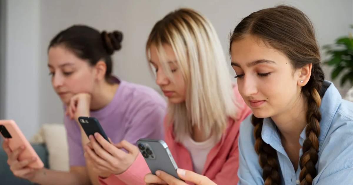  Britani  Ofcom dhe ICO në luftë me rrjetet sociale   Merrni masa  fëmijët nën rrezik