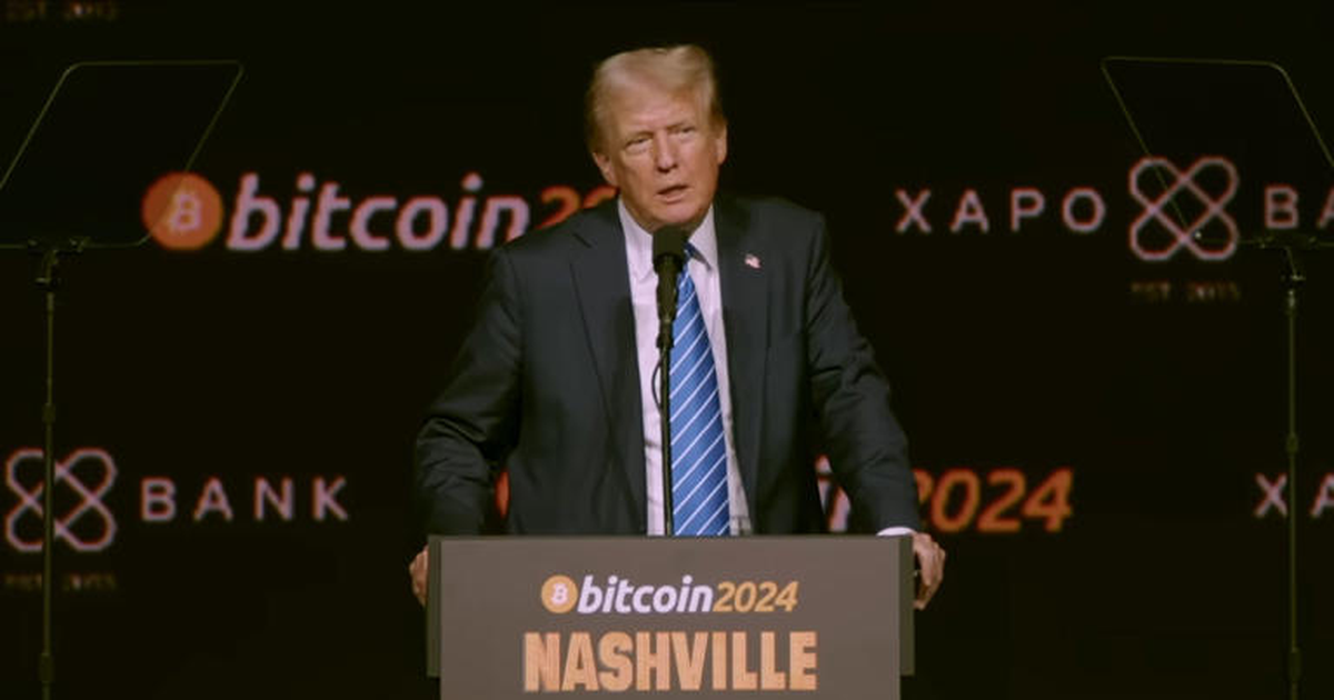 Presidenti Trump bie në gjumë gjatë takimit të luftës  duke shkaktuar panik tek bashkpuntorët e tij