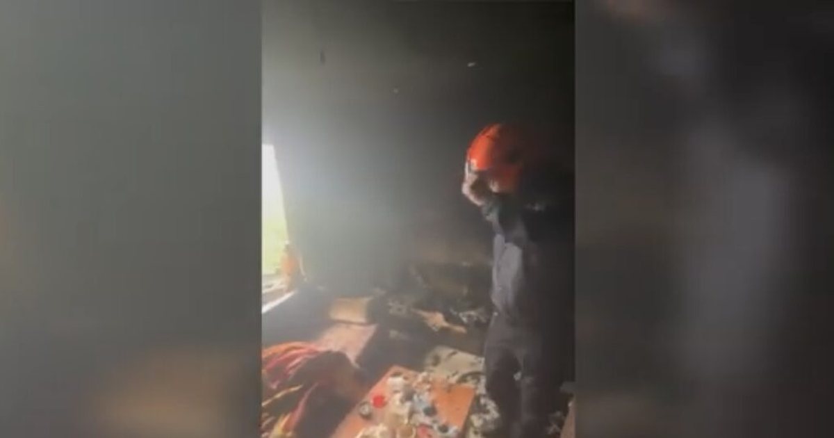 Përfshihet nga zjarri banesa në Berat  dëmtohet pronari  përfundon në spital