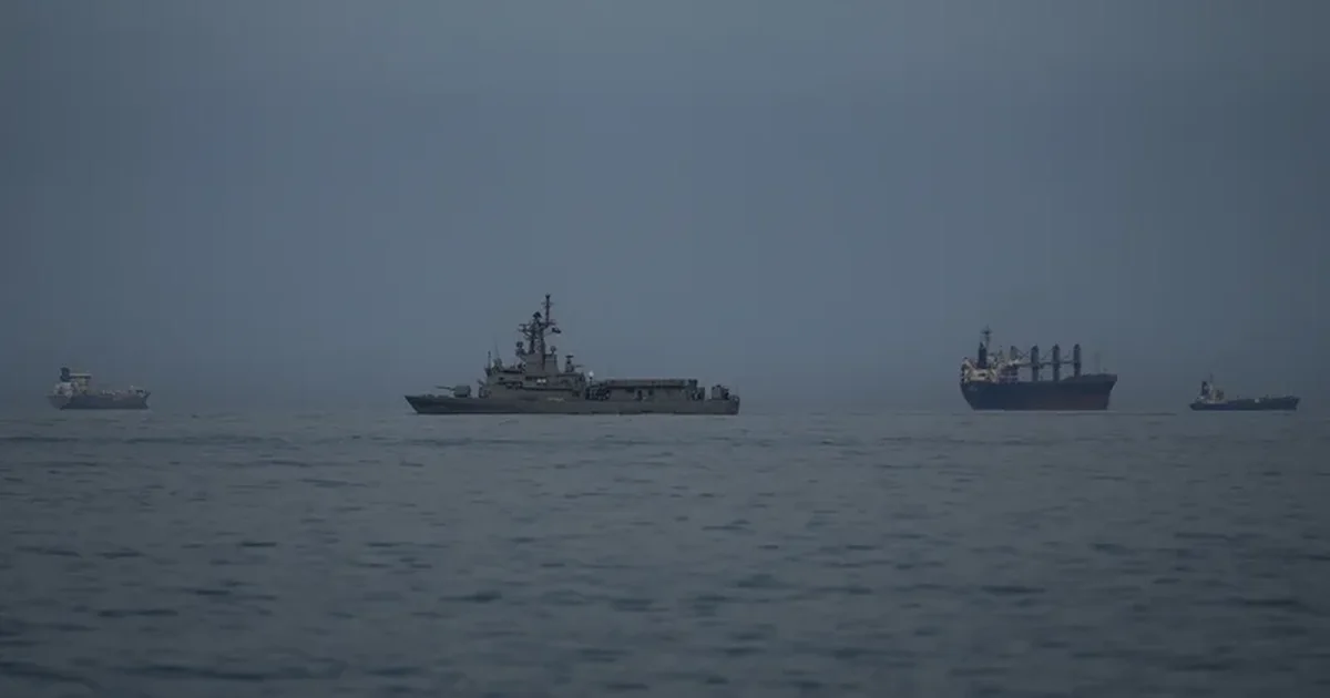 WSJ  Administrata Trump do të shpallë koalicionin për të shoqëruar anijet përmes Ngushticës së Hormuzit