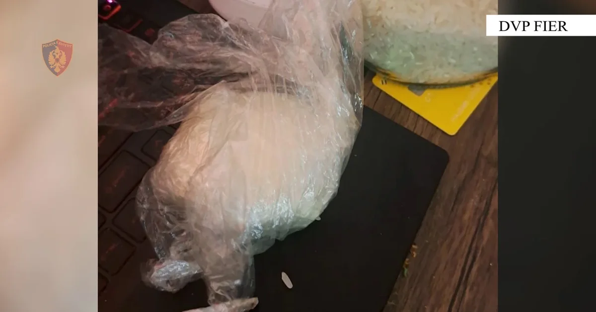 Shpërndante kokainë dhe Kanabis në qytetin e Lushnjës  pranga 36 vjeçarit