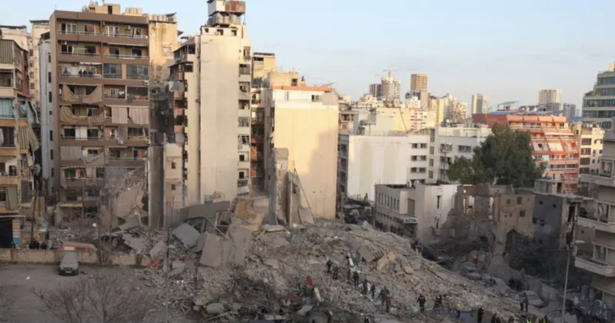 Përshkallëzohet situata gjatë natës në Lindjen e Mesme  Izraeli godet Bejrutin  Irani kundërpërgjigjet me sulme në rajon