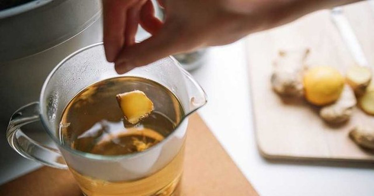 Këto janë ushqimet dhe pijet më të mira për të ndihmuar në luftimin e refluksit