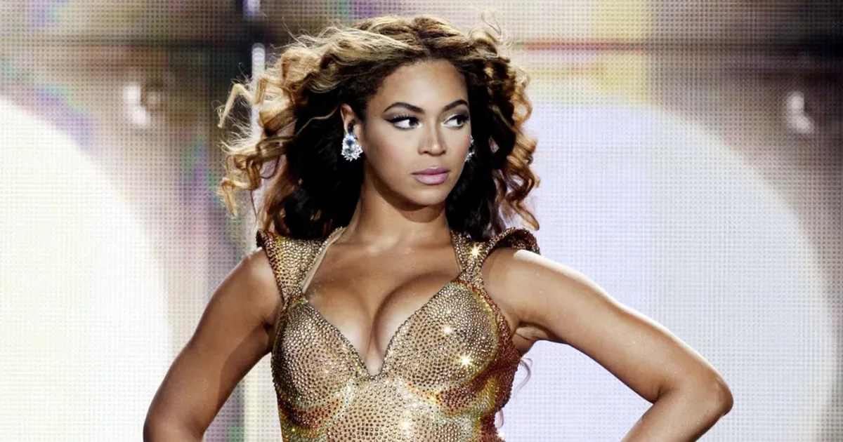 Kompania muzikore heq mbi 135 mijë këngë  deepfake  që imitonin artistët e saj  përfshirë Beyonce