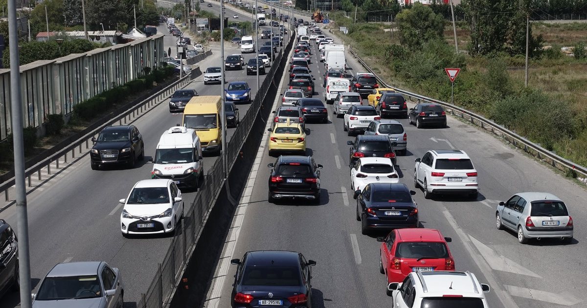 Të gjithë në Azi për të blerë makina  Pas Koresë  ky është vendi që ngjitet në vend të dytë për importet