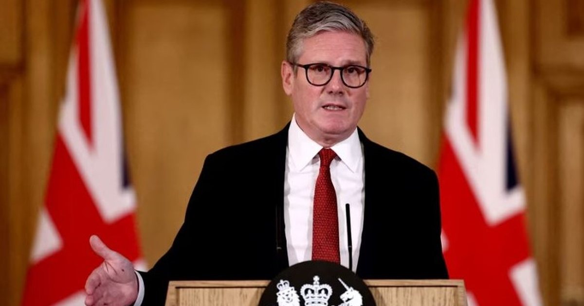  Tërhiqet  Britania  lejon SHBA të përdorin bazat e saj për sulme ndaj Iranit në Hormuz