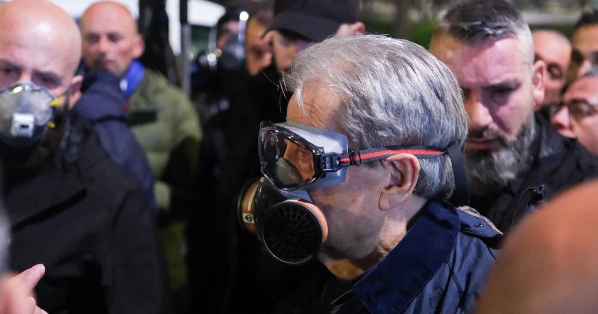 Pas përfundimit të protestës  Berisha mesazh për qytetarët  qeverinë dhe mediat