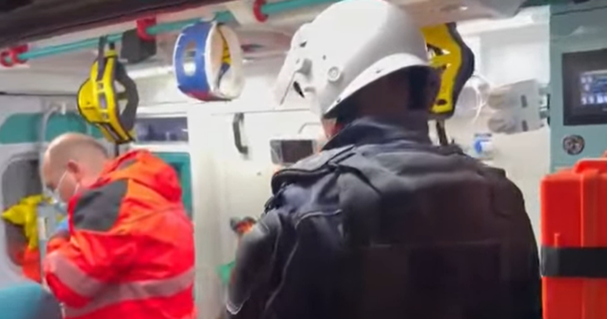 Gaz lotsjellës  molotovë e fishekzjarrë  Protesta e PD  shoqërohen 23 persona