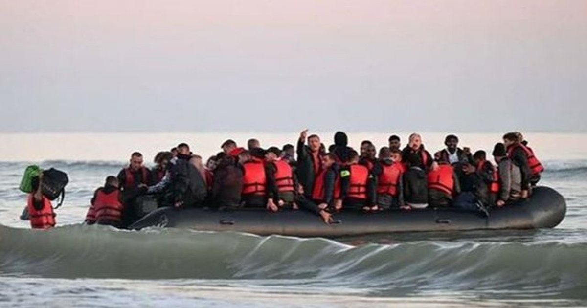  Taktika e skllavërisë   The Telegraph  Si trafikantët shqiptarë po i shmangen deportimit nga Britania