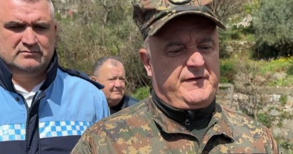 Rreziku nga shkëmbinjtë e Torovicës  Nis operacioni për shpërthimin e masivit shkëmbor buzë rrugës