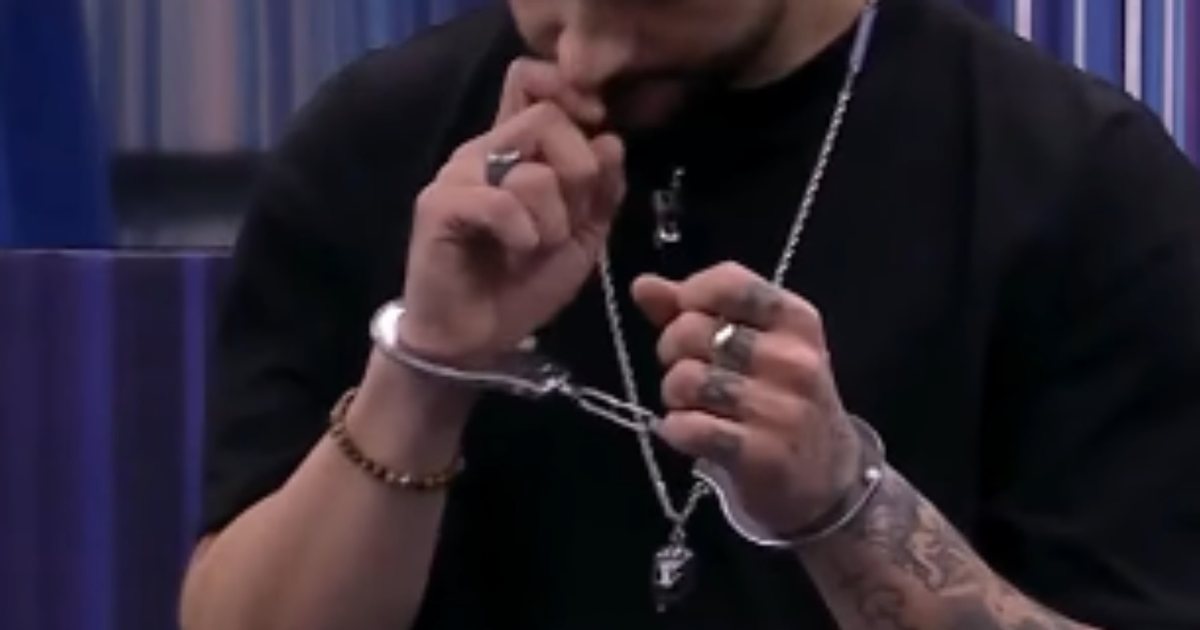 Gimbo me pranga në duar brenda shtëpisë së BBV 5  si e priti Selin  VIDEO 