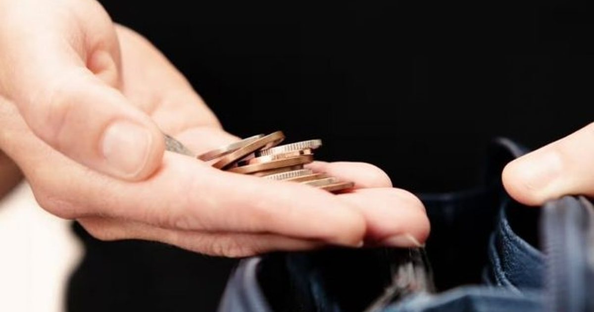 Mbi 13 milionë njerëz jetojnë në varfëri në Britaninë e Madhe