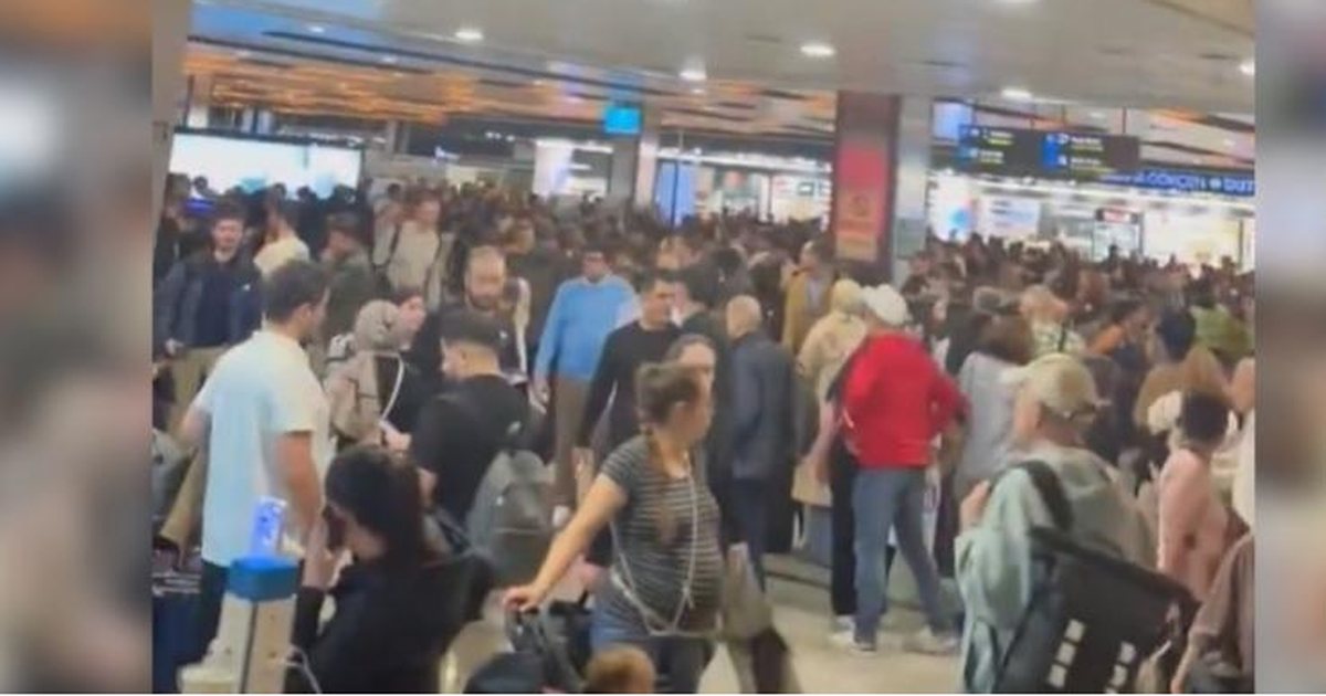 Avionët mbeten  pezull  në qiell  Moti i keq anulon mbi 200 fluturime në Stamboll 