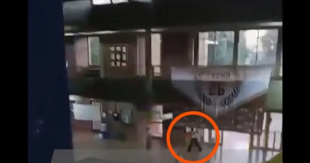 Ngjarja tronditëse brenda shkollës  Vritet 13 vjeçari  8 nxënës të tjerë të plagosur