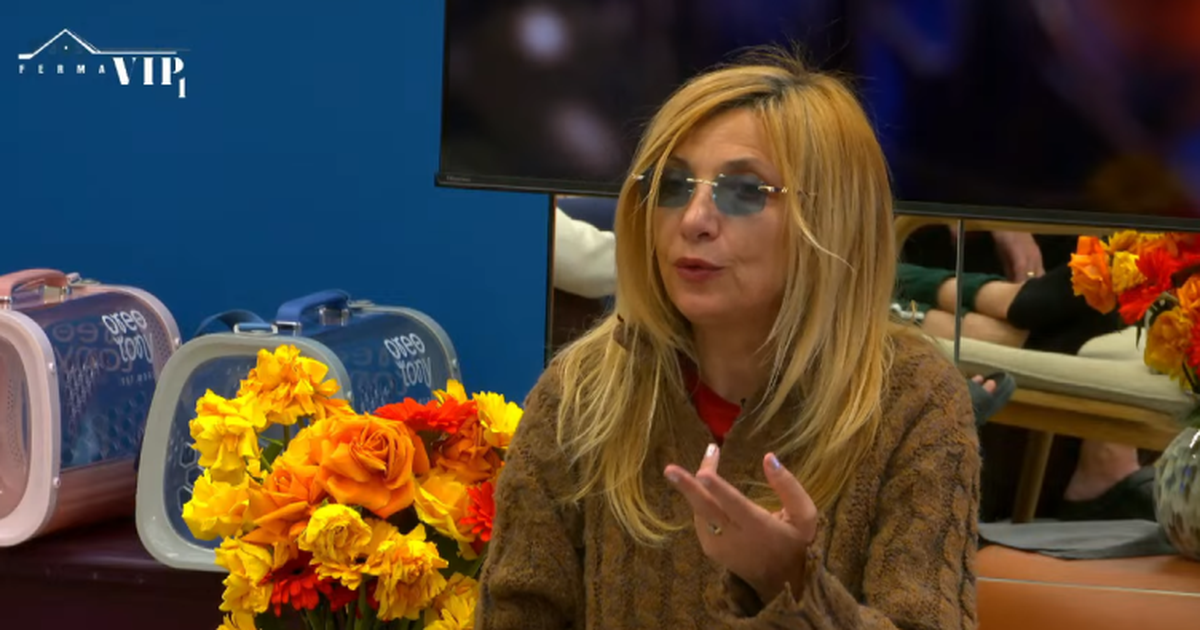 Kryefermeja e parë e Ferma VIP 3  Moza Ahmeti ndan detyrat  Ju a rregulloj unë qejfin