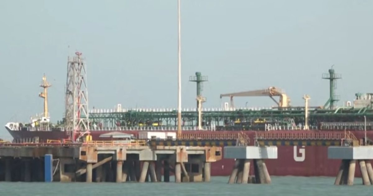 Tregjet luhaten nga lufta me Iranin  bursat bien dhe nafta mbetet mbi 100 dollarë mes sinjaleve të paqarta nga Trump