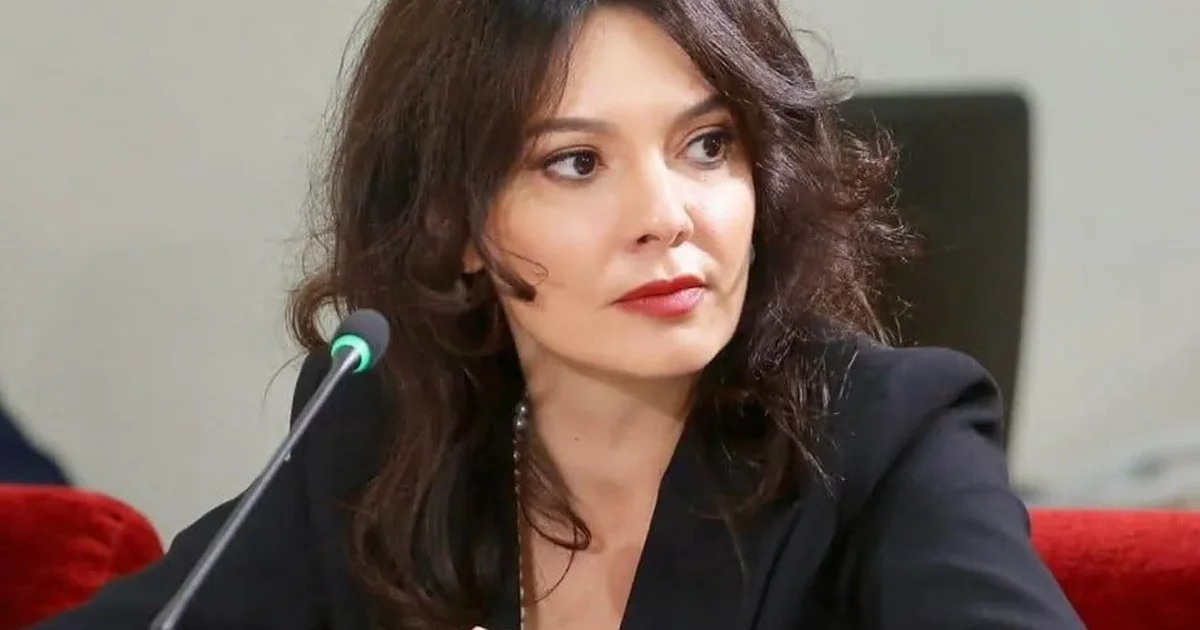 Përplasja me Ramën dhe seanca për Ballukun  Spiropali  Bindja konsiderohet virtyt dhe përshtatja shpërblehet më shumë se   