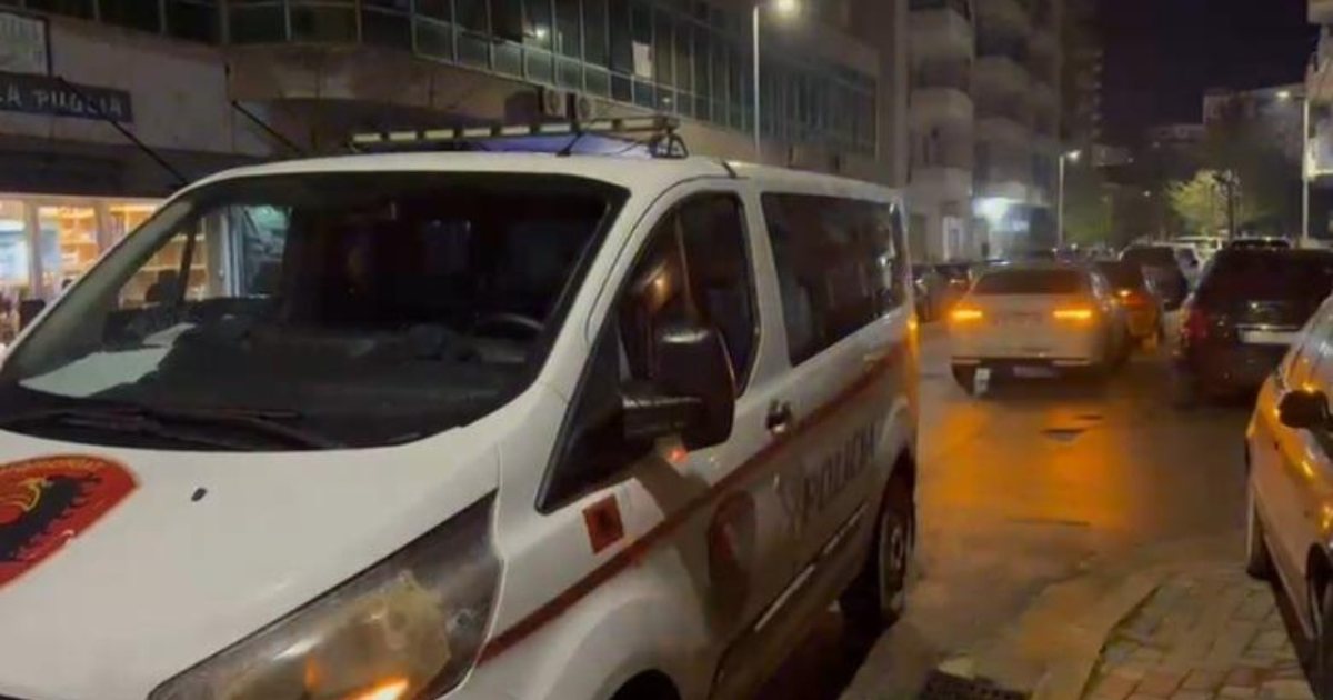  Hajdeni se kam vrarë mamanë   Telefonata alarmon policinë e Vlorës por në vendngjarje gjendet   