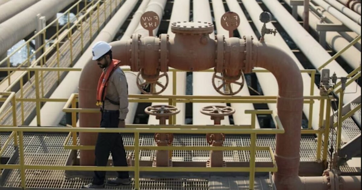 Ngushtica e Hormuzit nën kërcënim  Vendet e Gjirit synojnë tubacione të fshehta për të shmangur Iranin