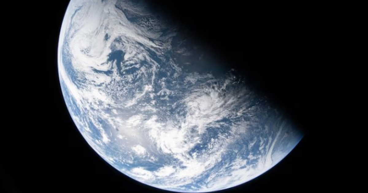 FOTO  Pamje të Tokës nga hapësira  NASA publikon fotot e para nga Artemis II