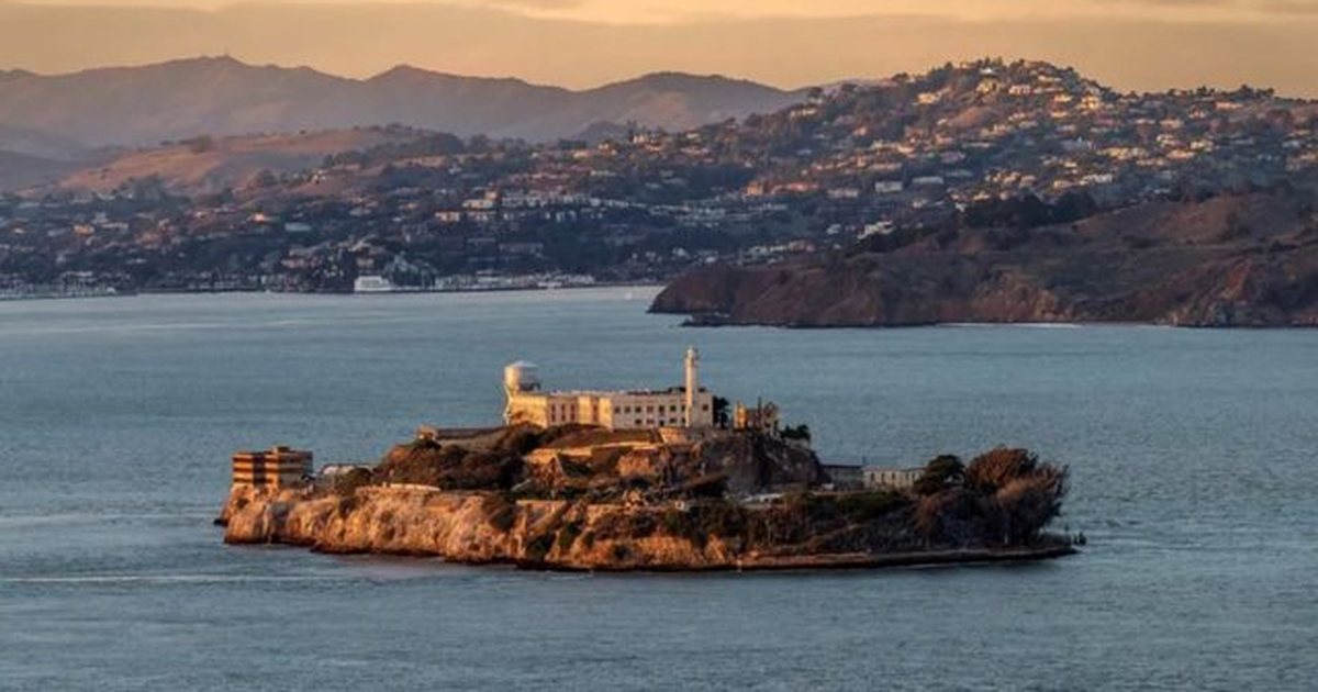 Trump kërkon 152 milionë dollarë për të rihapur burgun famëkeq të Alcatraz it