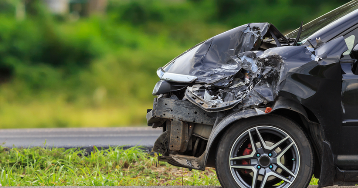 Të rinjtë shkaktojnë më shumë aksidente   Ekspertët  Shkak  edukimi i dobët  Duhen rritur gjobat