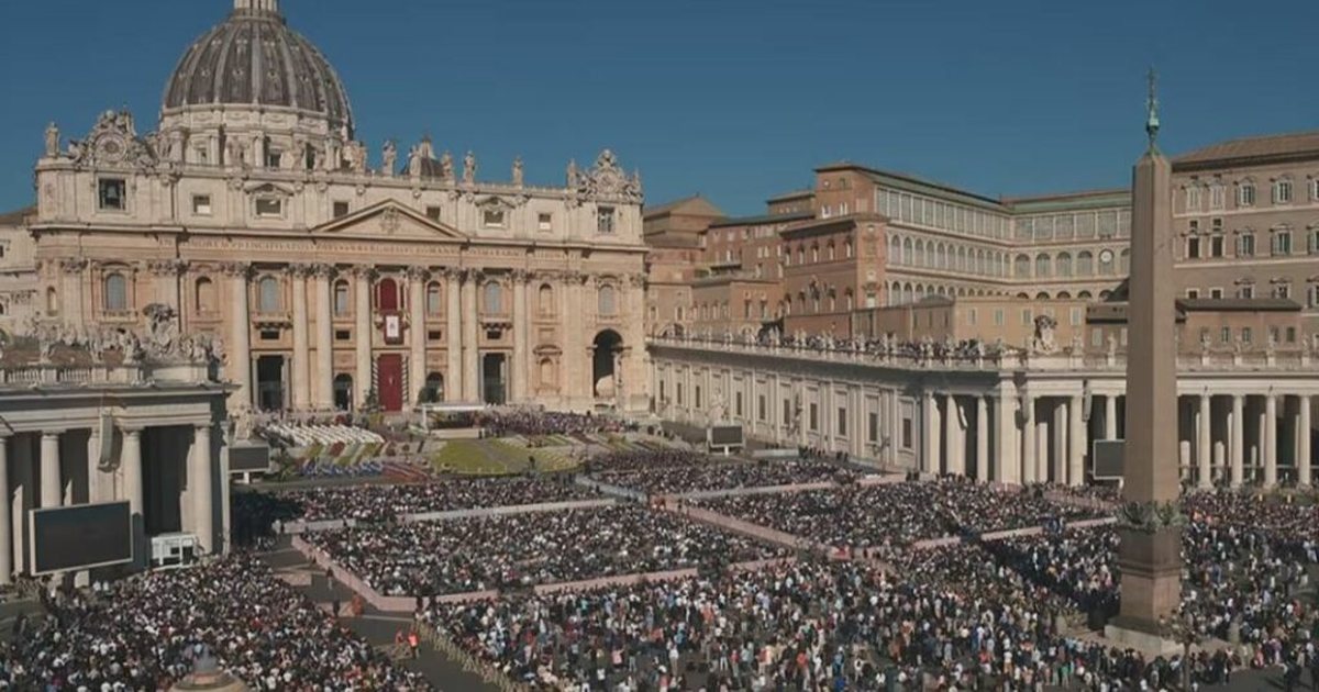 Papa Leoni XIV kremton Pashkët e para  Mesazh i fuqishëm për paqe mes krizave në Lindjen e Mesme