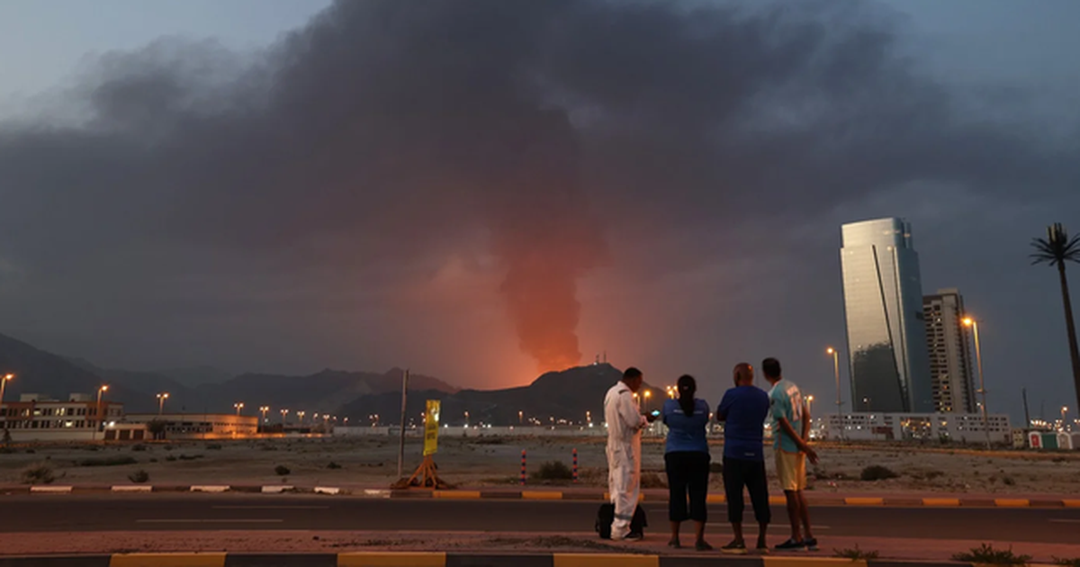 Paralajmërojnë Emiratet e Bashkuara Arabe  porti  Kfor Fakkan  është në shënjestër  një anije 