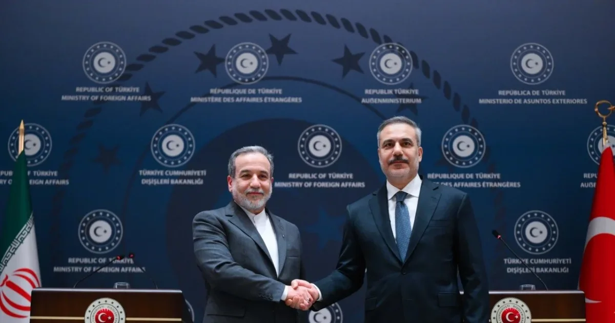 Tensionet në Lindjen e Mesme  ministrat e Jashtëm të Turqisë dhe Iranit zhvillojnë një bisedë telefonike