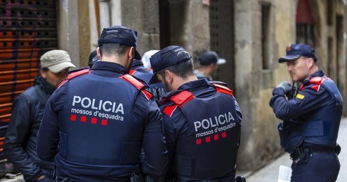 Mbushi Venecian me drogë  shqiptari arrestohet në Spanjë  Pjesë e organizatës që trafikoi 4 tonë kokainë EMRI 