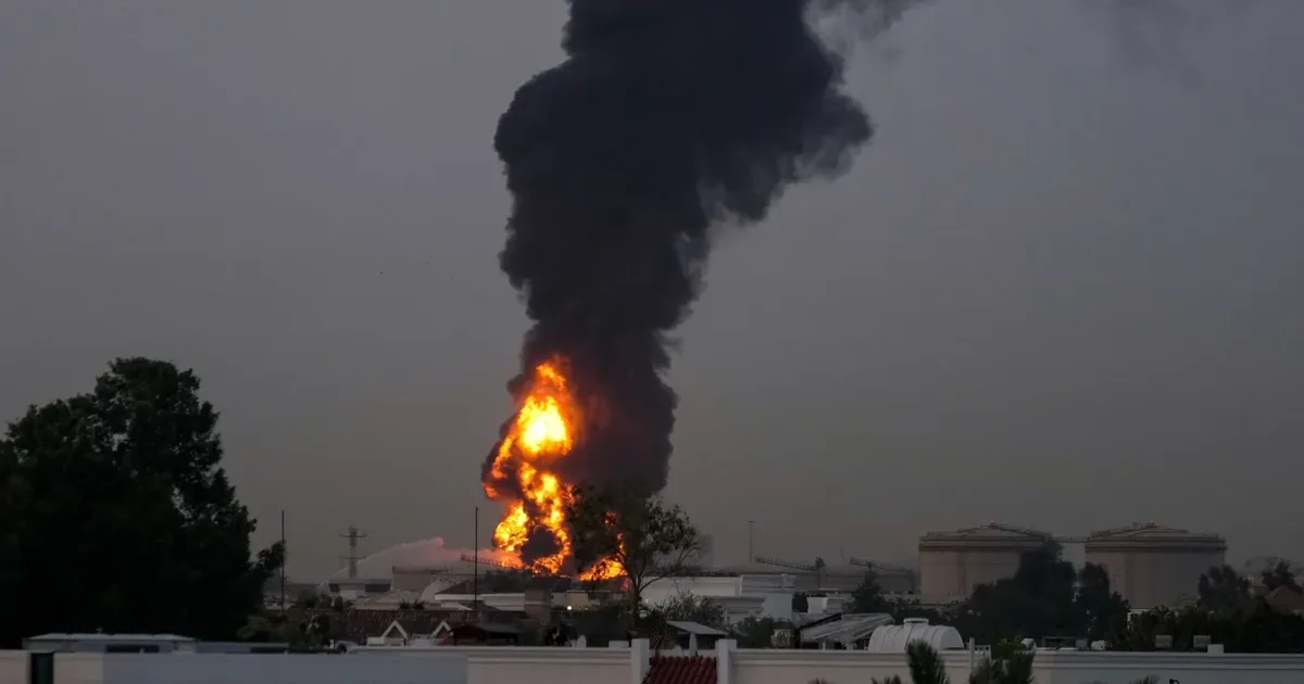 Sulm me dron në tubacionin kryesor të naftës në Arabinë Saudite pavarësisht armëpushimit