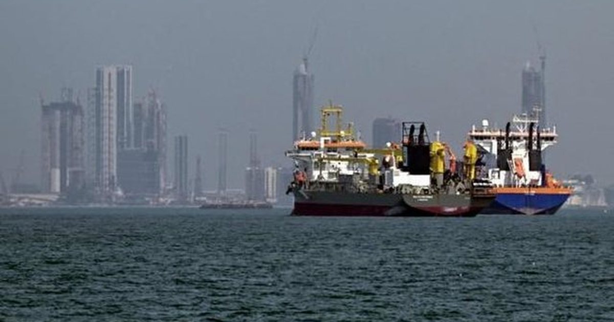  Wall Street Journal   Irani lejon vetëm 12 anije në ditë përmes Ngushticës së Hormuzit dhe vendos tarifa tranziti